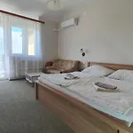 Karát Panzió 3*
