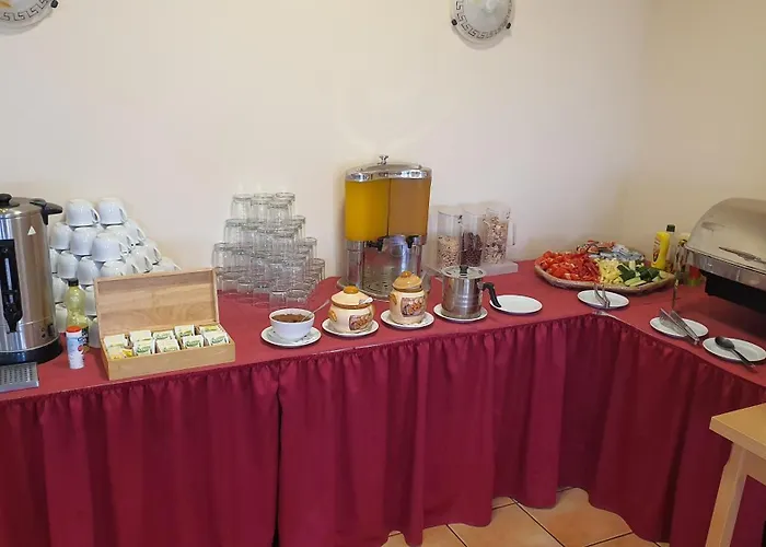 Karat Panzio Bed and Breakfast