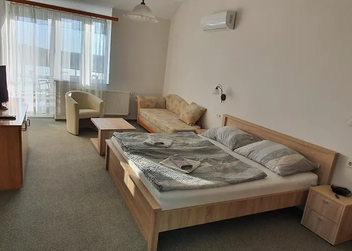 Bed and Breakfast Karat Panzio