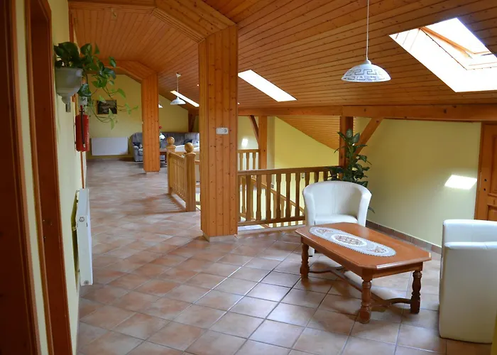 Karat Panzio Bed and Breakfast 3*